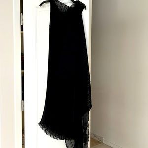 Slim vintage dress, wraps around and ties on the side